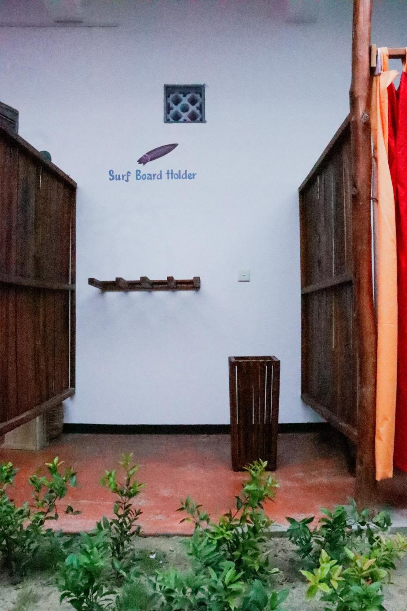 Surfers Park Arugambay Bed and Breakfast Arugam Bay Exteriör bild