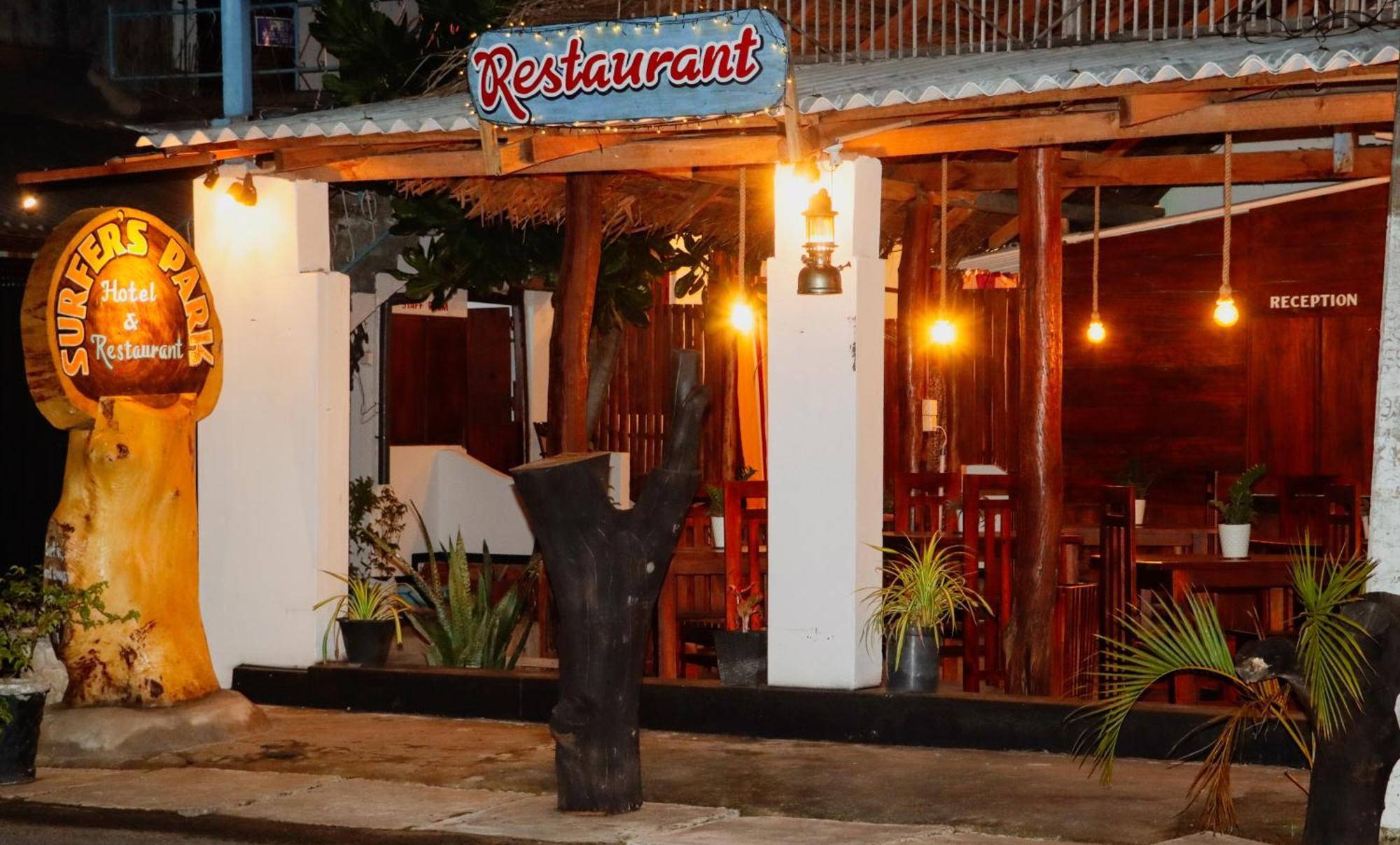 Surfers Park Arugambay Bed and Breakfast Arugam Bay Exteriör bild