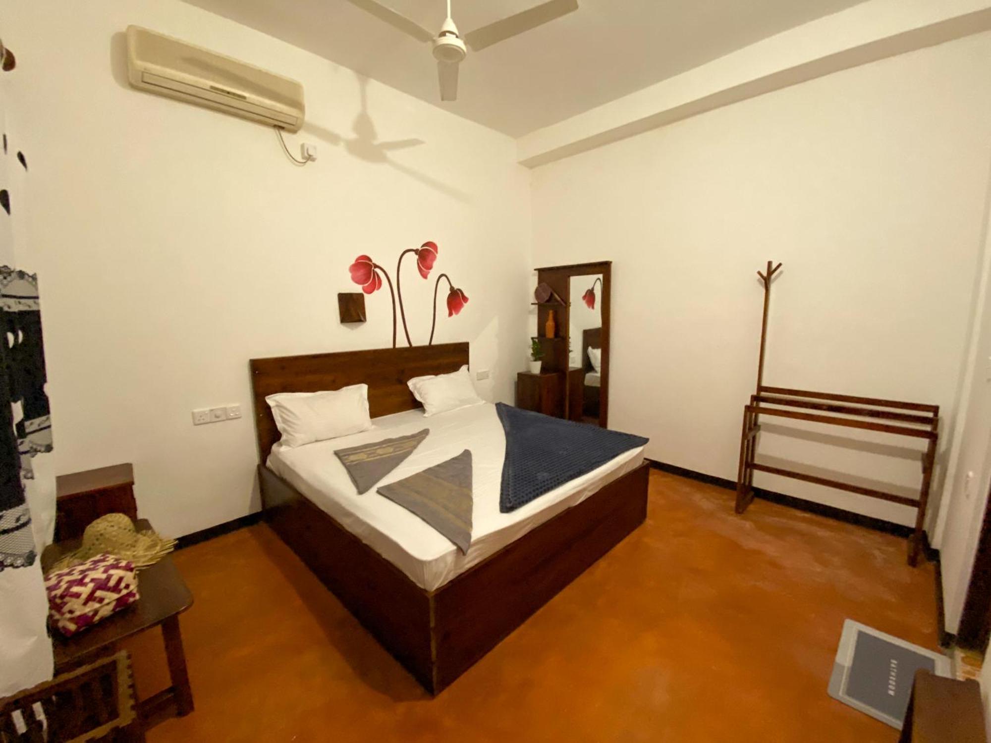Surfers Park Arugambay Bed and Breakfast Arugam Bay Exteriör bild
