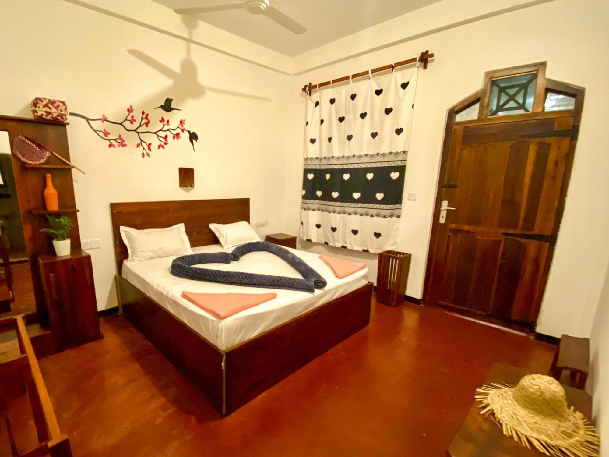 Surfers Park Arugambay Bed and Breakfast Arugam Bay Exteriör bild